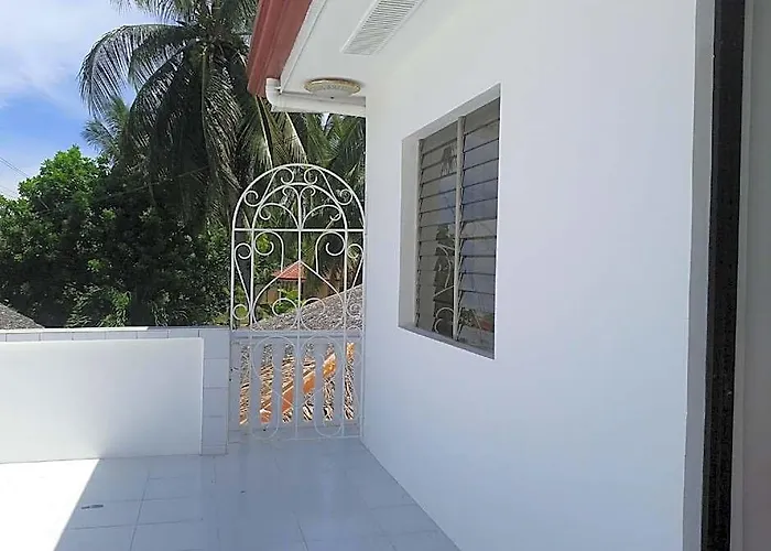 Luzmin Bh - White House